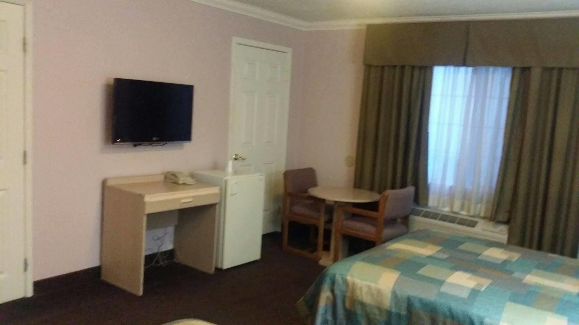 Hollywood Stars Motel 2*